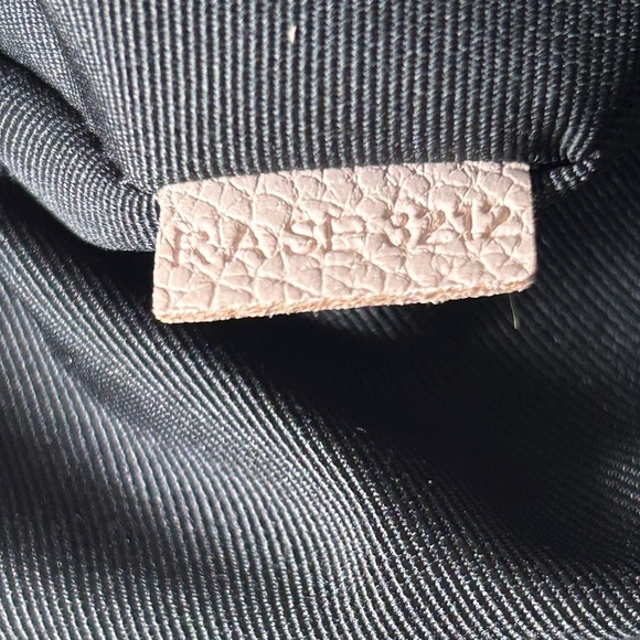 Marc Jacobs Large The Grind Tote - Picture 9 of 11